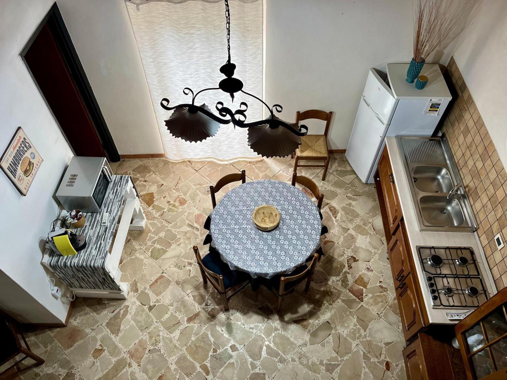 Апартаменты Casa Via Roma Сикульяна Экстерьер фото