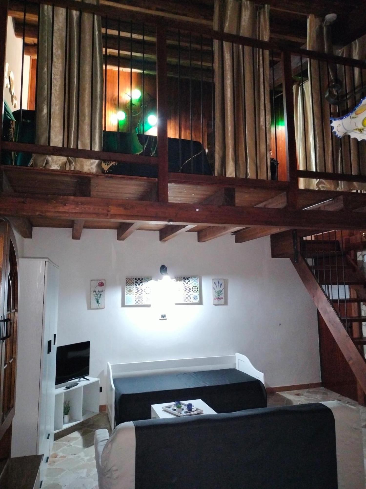 Апартаменты Casa Via Roma Сикульяна Экстерьер фото
